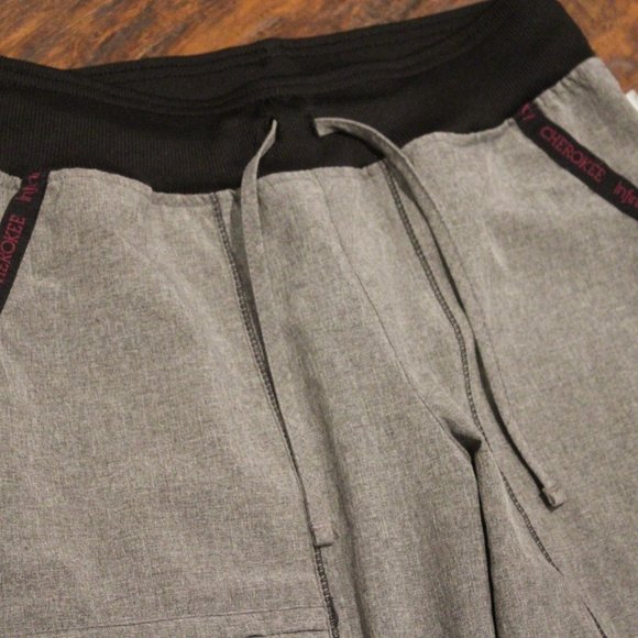 3/$25 🏷 Cherokee Scrub Pants Size S Petite - Picture 3 of 5
